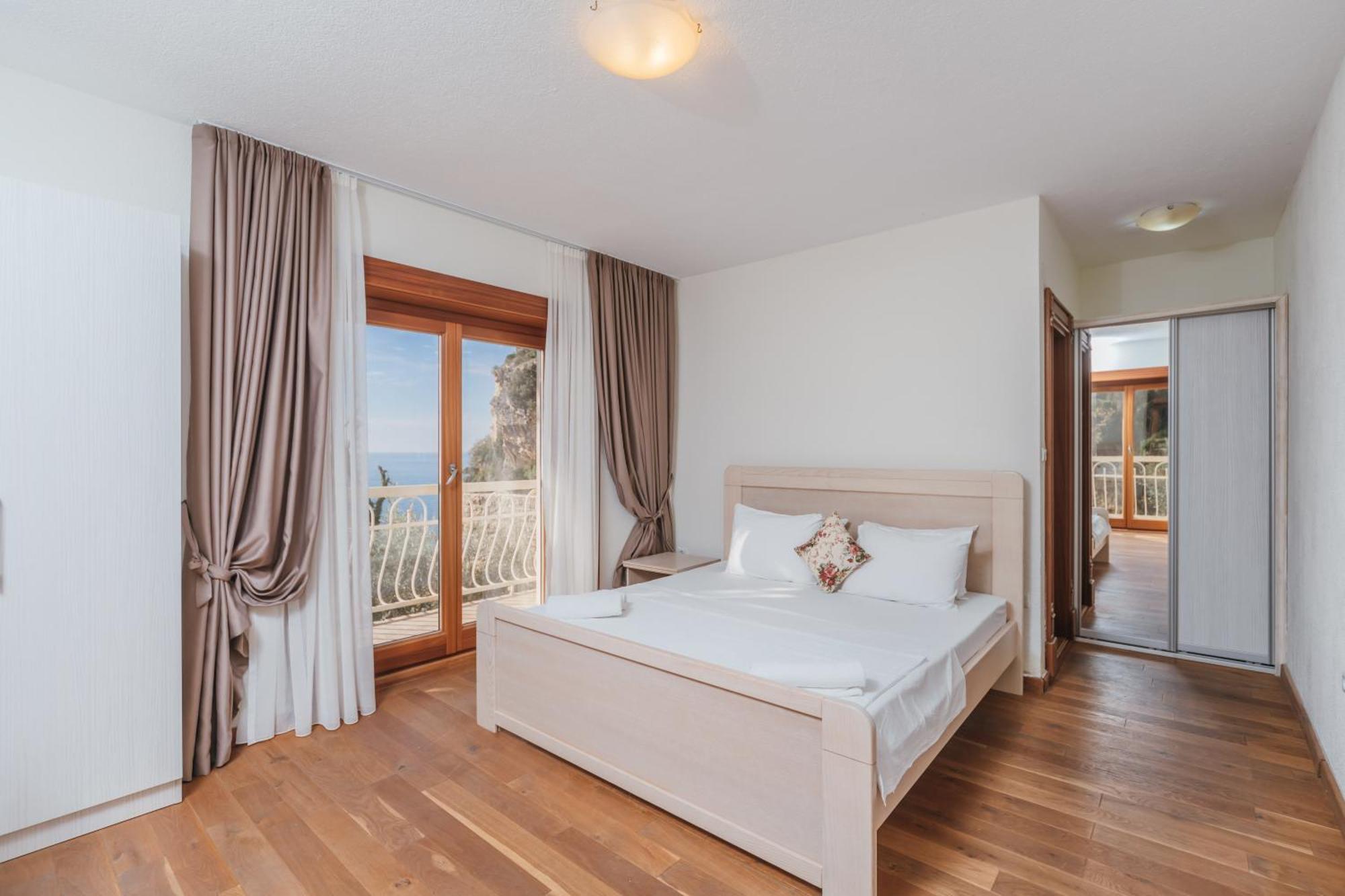Apartments Pietra Mare Petrovac Luaran gambar